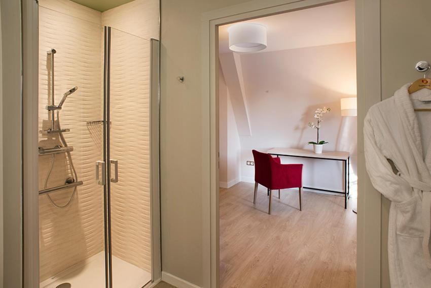 Aparthotel Domitys - Le Carillon D'Or Maubeuge Exterior foto